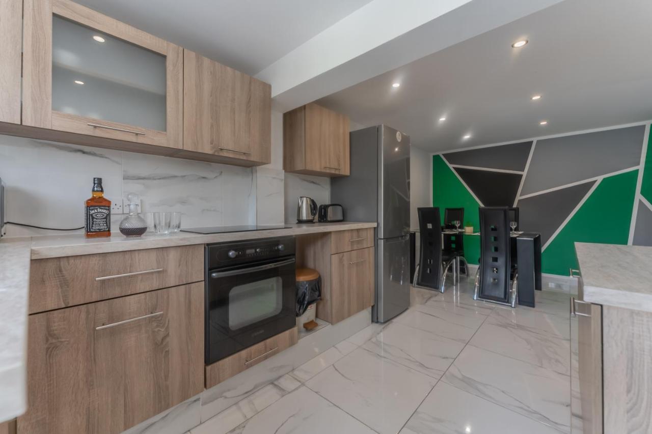Sant Central Deluxe Apartments Ayia Napa Eksteriør billede