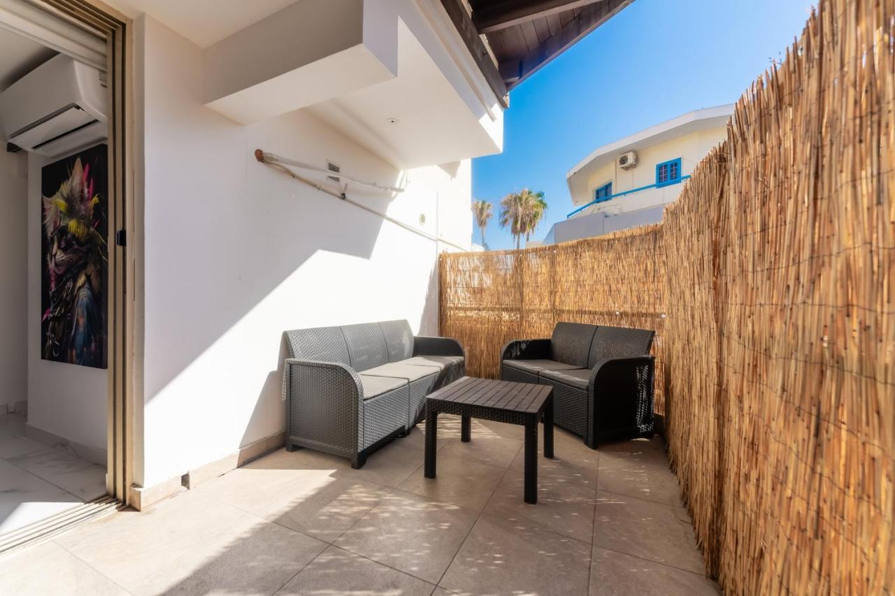 Sant Central Deluxe Apartments Ayia Napa Eksteriør billede