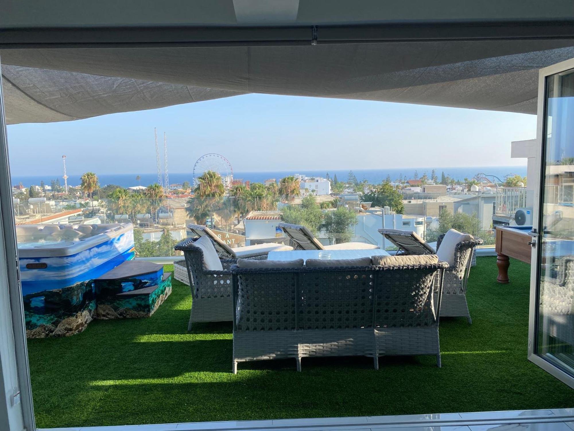 Sant Central Deluxe Apartments Ayia Napa Eksteriør billede
