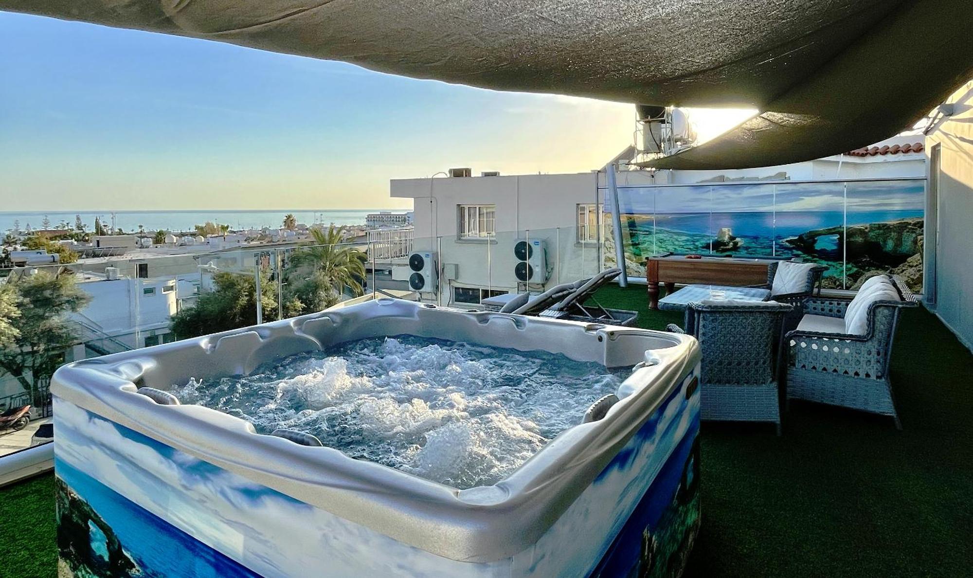 Sant Central Deluxe Apartments Ayia Napa Eksteriør billede